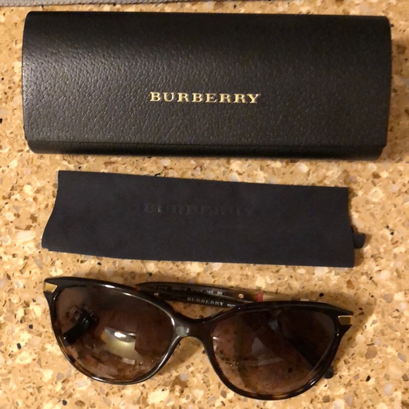 be4216 polarized